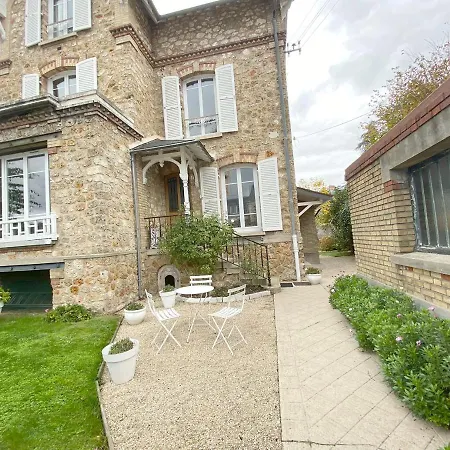 B&B Les De Louis *