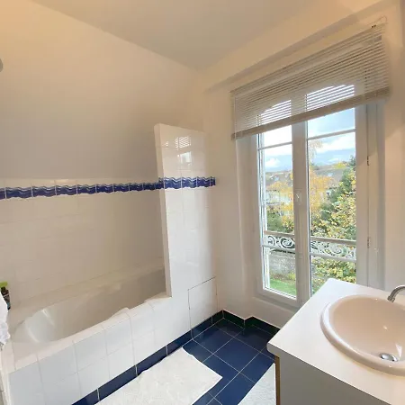 Bed & Breakfast Les De Louis *