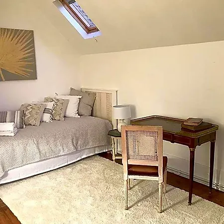 Les De Louis Bed & Breakfast Le Chesnay (Yvelines)